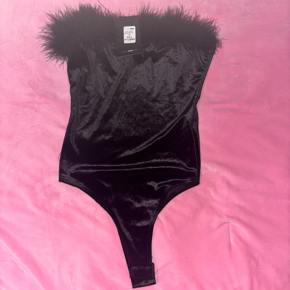 Chic Black Feather Trim Bodysuit
